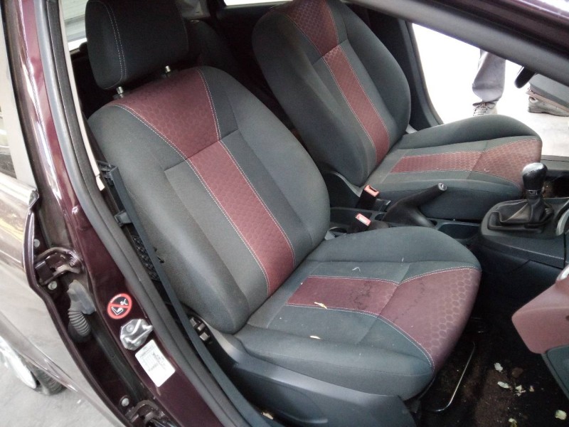 ford fiesta (cb1) del año 2010