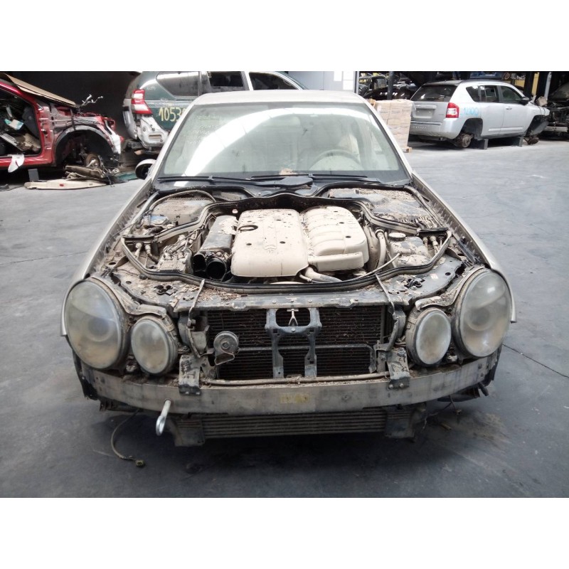 mercedes-benz clase e (w211) berlina del año 2005