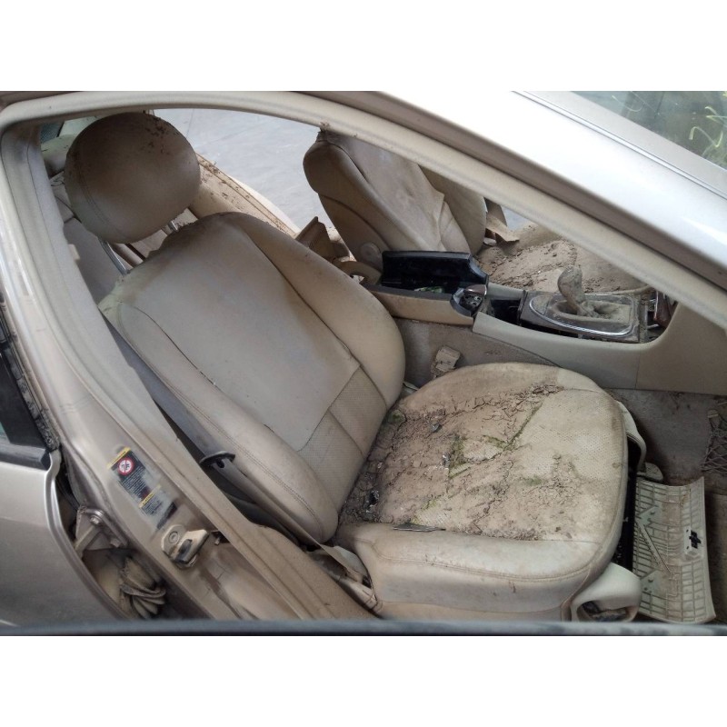 mercedes-benz clase e (w211) berlina del año 2005