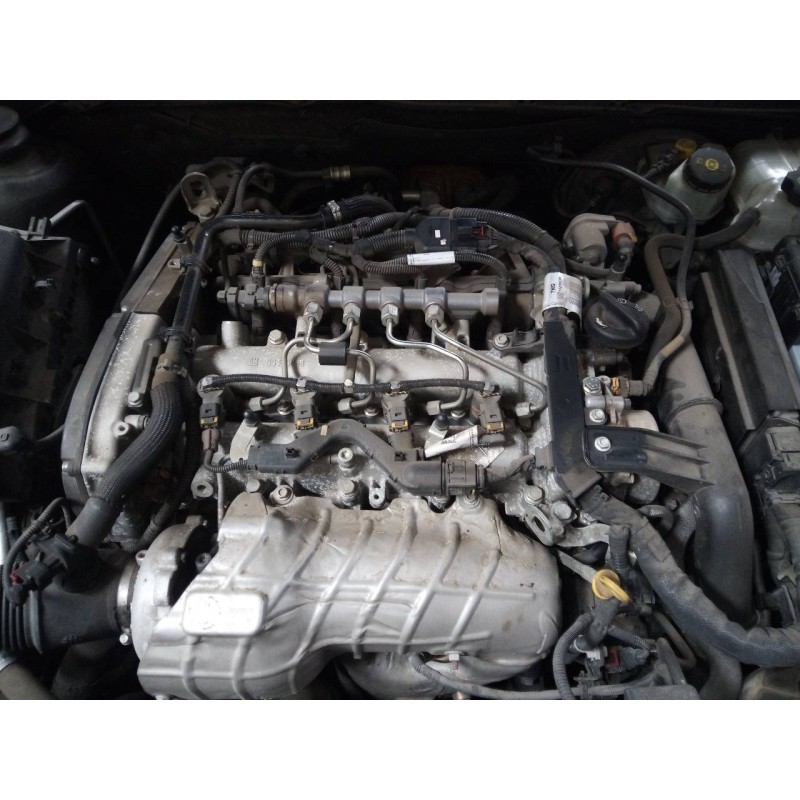 opel insignia berlina del año 2011