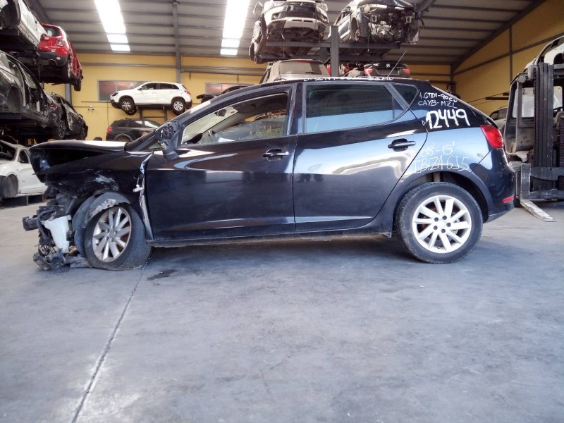 seat ibiza (6j5) del año 2013
