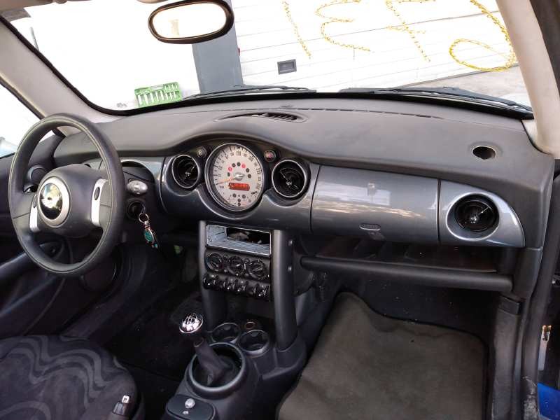 bmw mini (r50,r53) del año 2001