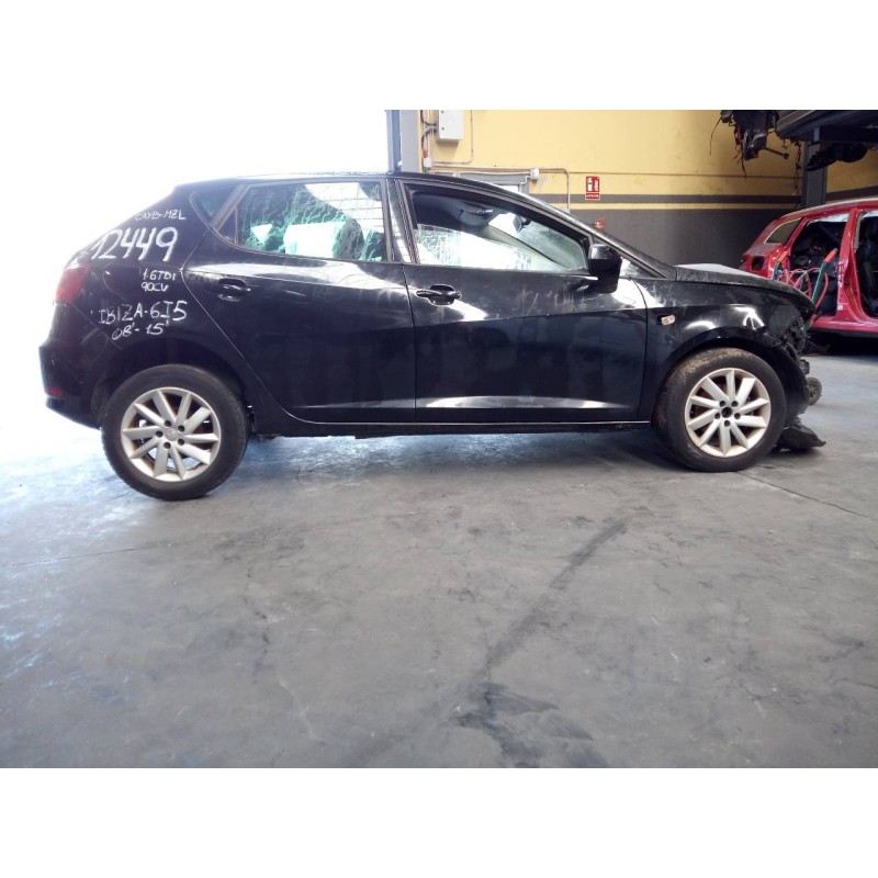 seat ibiza (6j5) del año 2013
