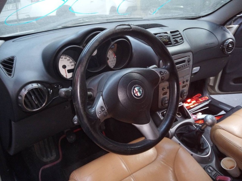 alfa romeo gt (125) del año 2004