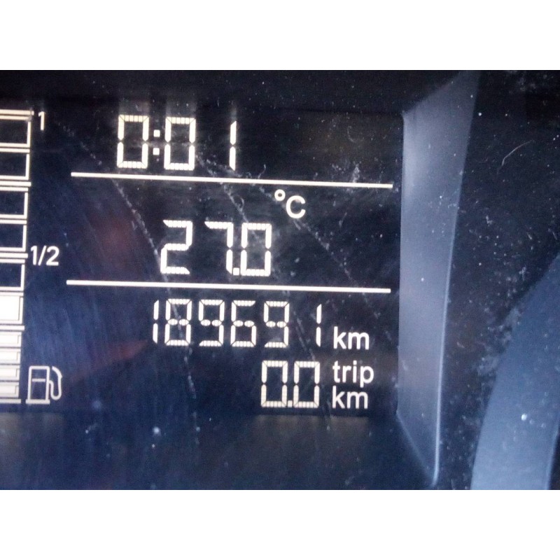 seat ibiza (6j5) del año 2013