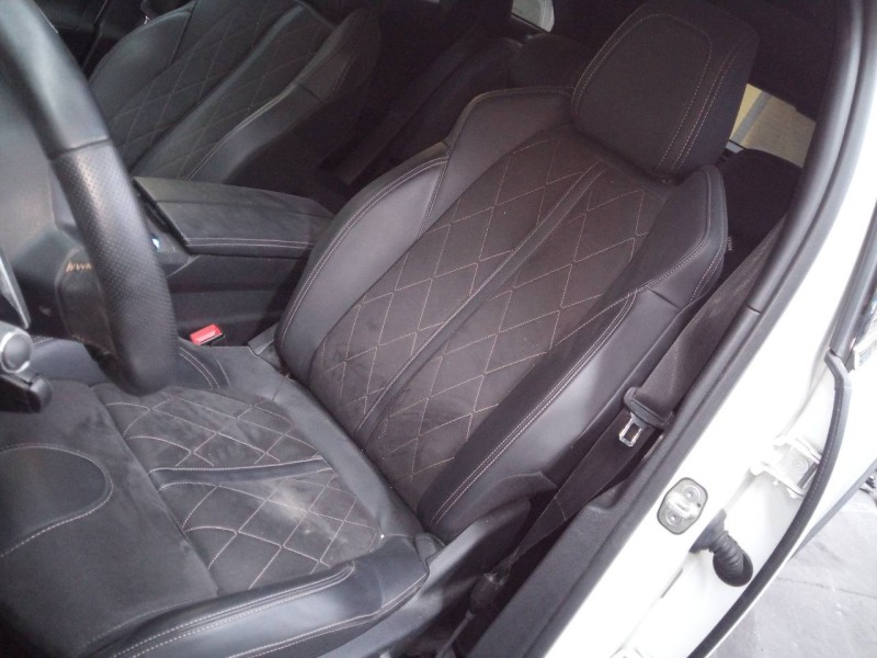 peugeot 3008 del año 2018