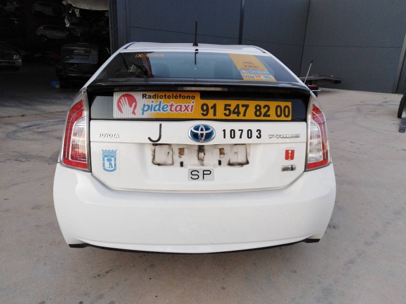 toyota prius (nhw30) del año 2014
