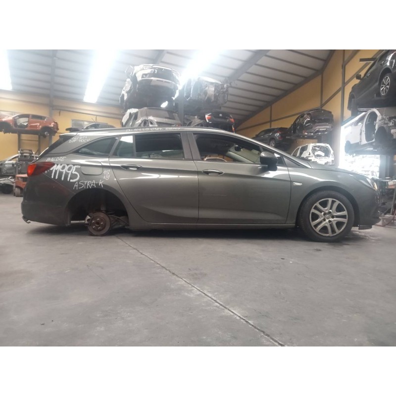 opel astra k sports tourer del año 2018