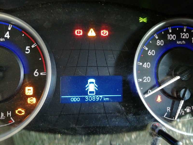 toyota hilux (kun) del año 2018