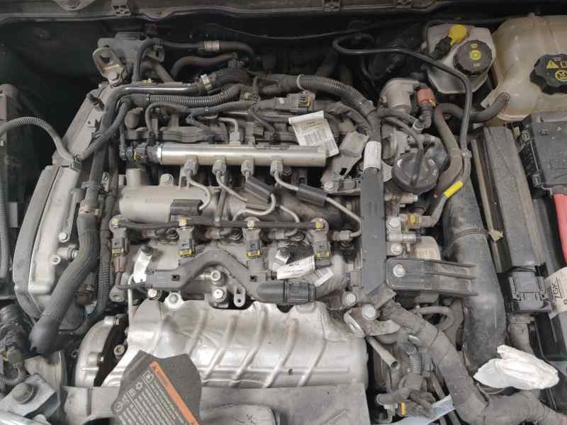 opel insignia berlina del año 2010