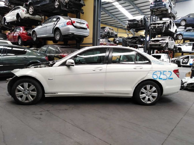 mercedes-benz clase c (w204) berlina del año 2010