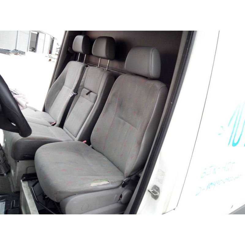 volkswagen crafter caja cerrada del año 2011