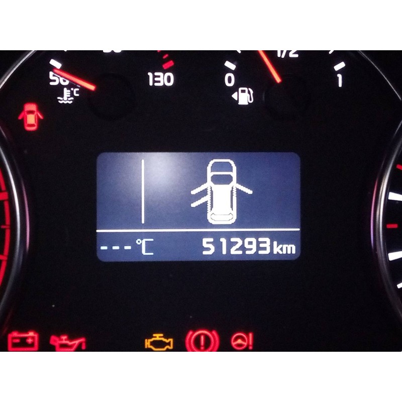 kia carens ( ) del año 2013