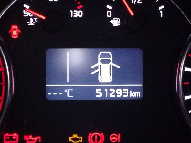 kia carens ( ) del año 2013