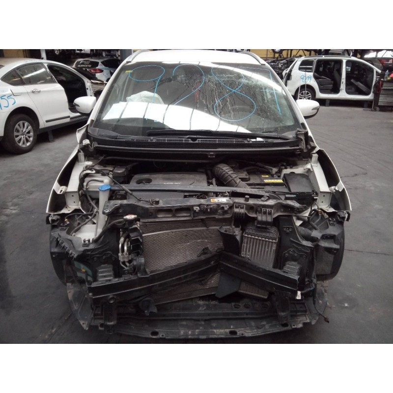 kia carens ( ) del año 2013