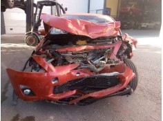 toyota auris del año 2012 2