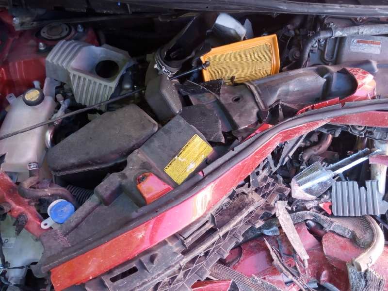 toyota auris del año 2012