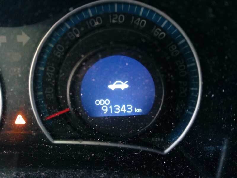 toyota auris del año 2012