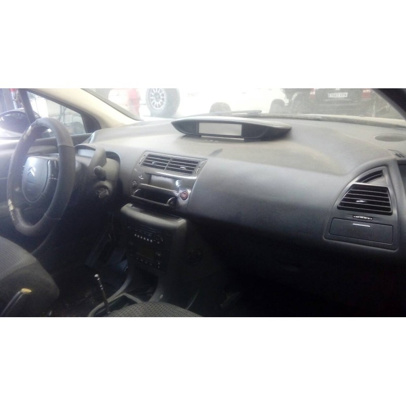 citroën c4 berlina del año 2006