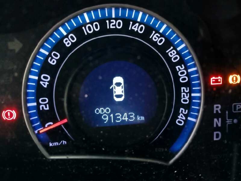 toyota auris del año 2012