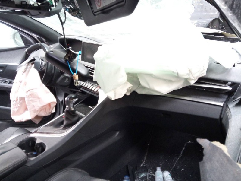 peugeot 3008 del año 2017