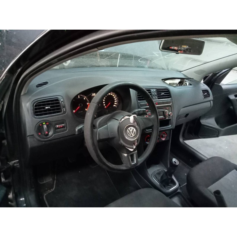 volkswagen polo (6r1) del año 2011