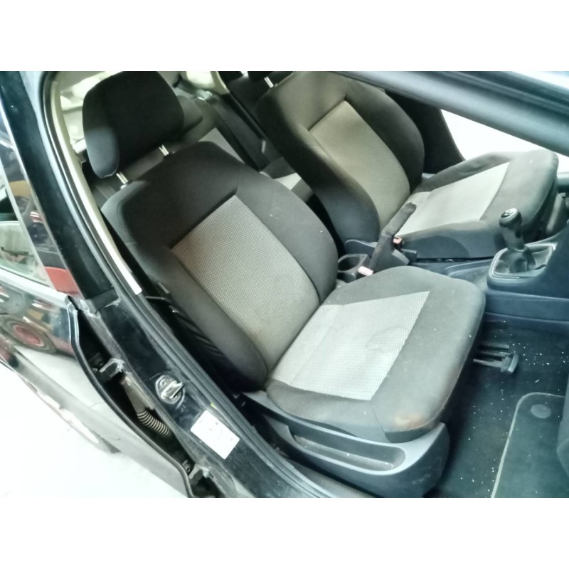 volkswagen polo (6r1) del año 2011