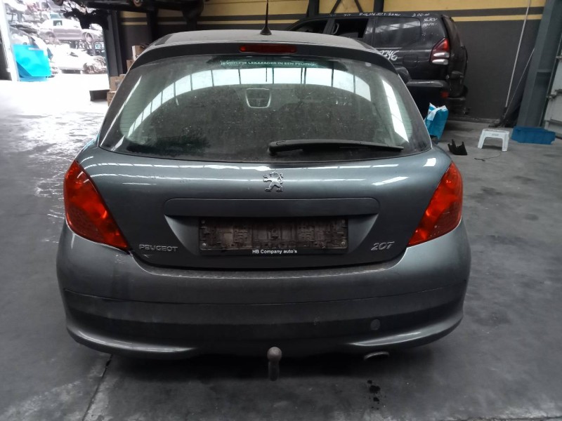 peugeot 207 del año 2009