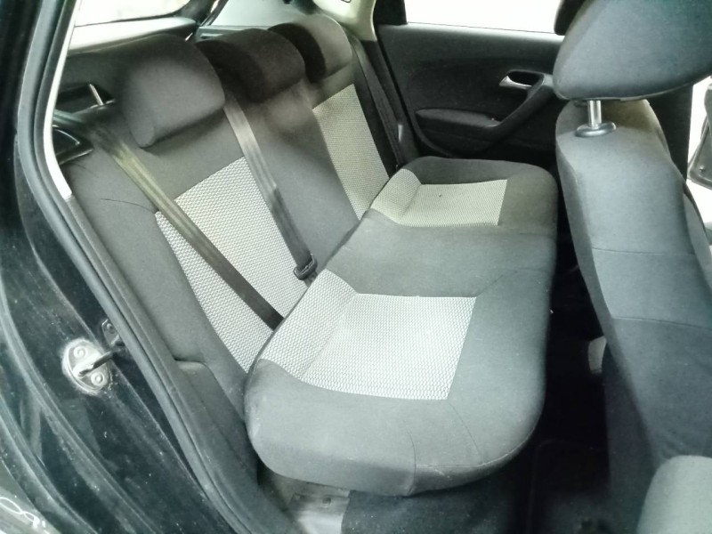 volkswagen polo (6r1) del año 2011