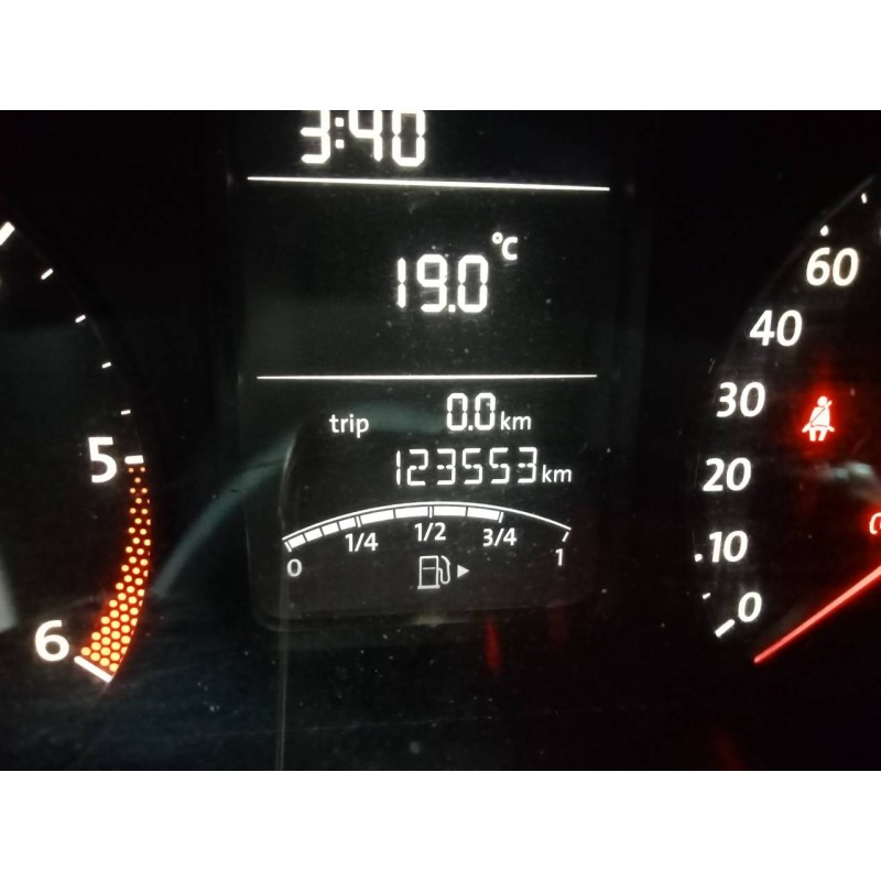 volkswagen polo (6r1) del año 2011