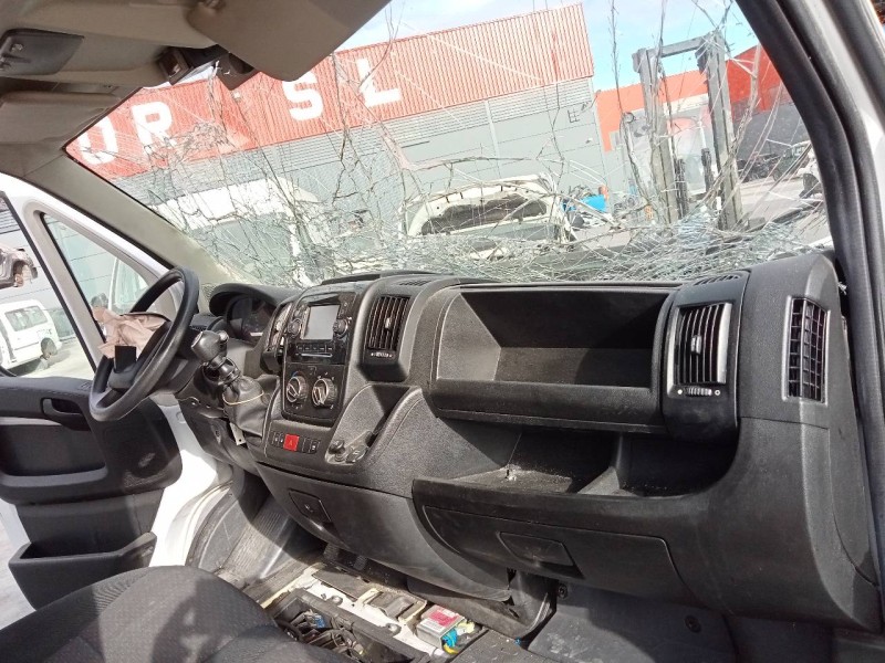 peugeot boxer furgón del año 2022