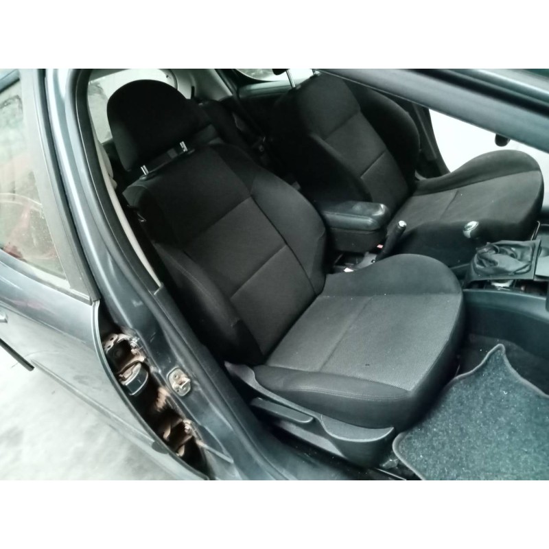 peugeot 207 del año 2009