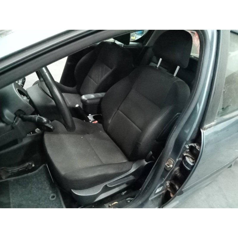 peugeot 207 del año 2009