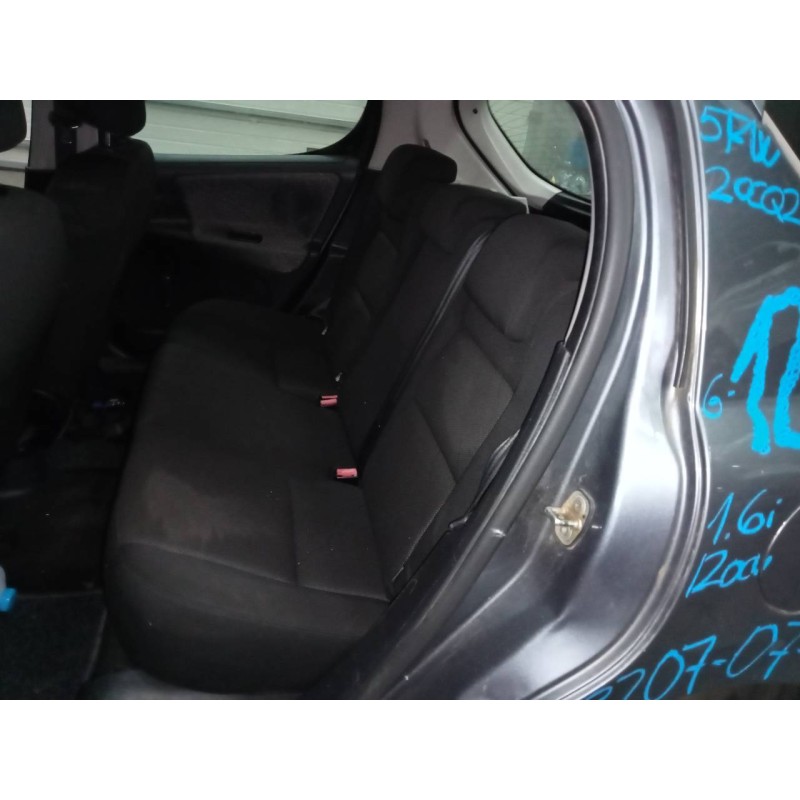 peugeot 207 del año 2009