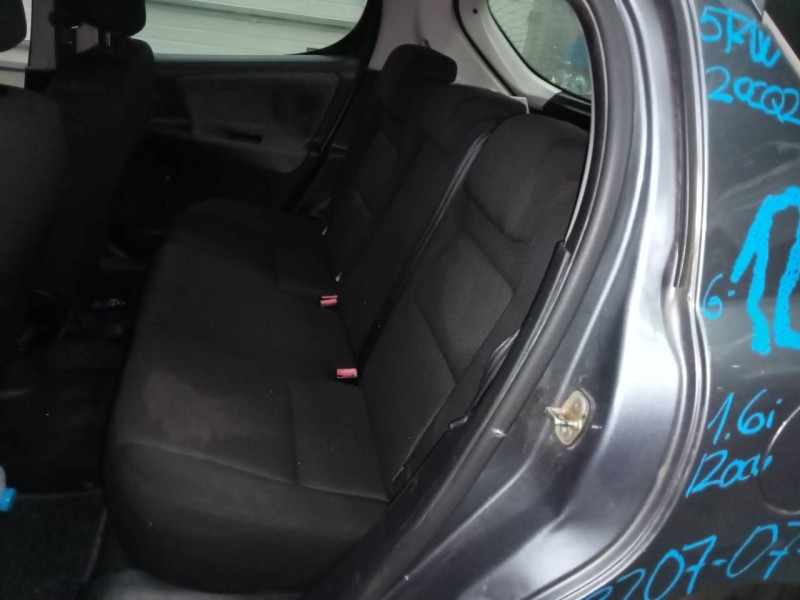 peugeot 207 del año 2009