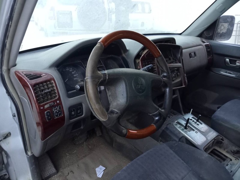 mitsubishi montero (v60/v70) del año 2003