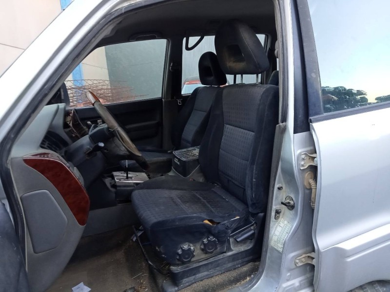 mitsubishi montero (v60/v70) del año 2003