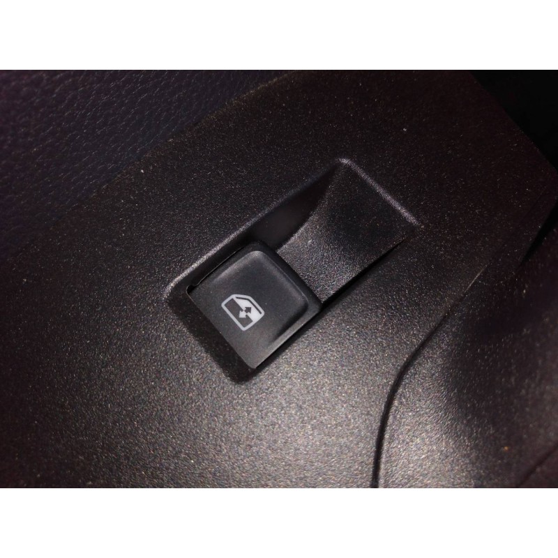 Recambio de mando elevalunas trasero izquierdo para seat ibiza (kj1) style referencia OEM IAM   