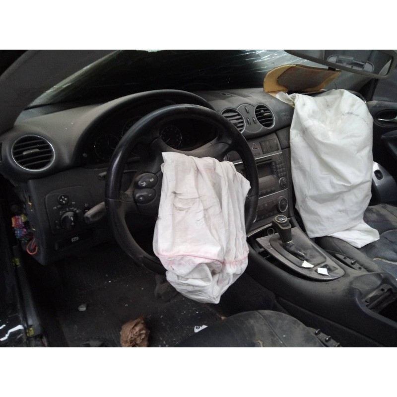 mercedes-benz clase clk (w209) cabrio del año 2004
