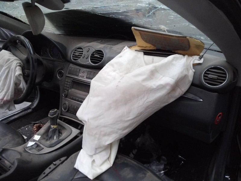 mercedes-benz clase clk (w209) cabrio del año 2004