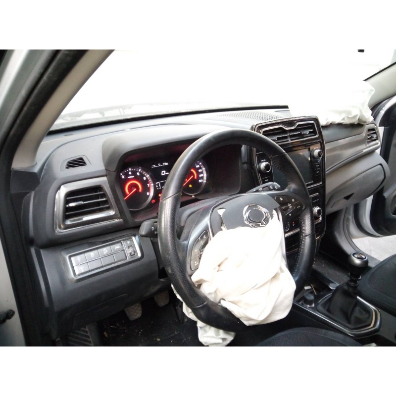 ssangyong tivoli del año 2020