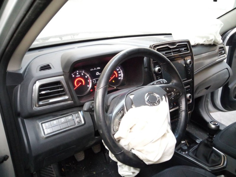 ssangyong tivoli del año 2020