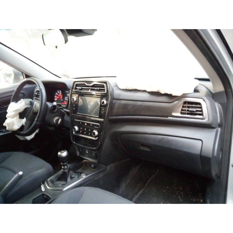 ssangyong tivoli del año 2020