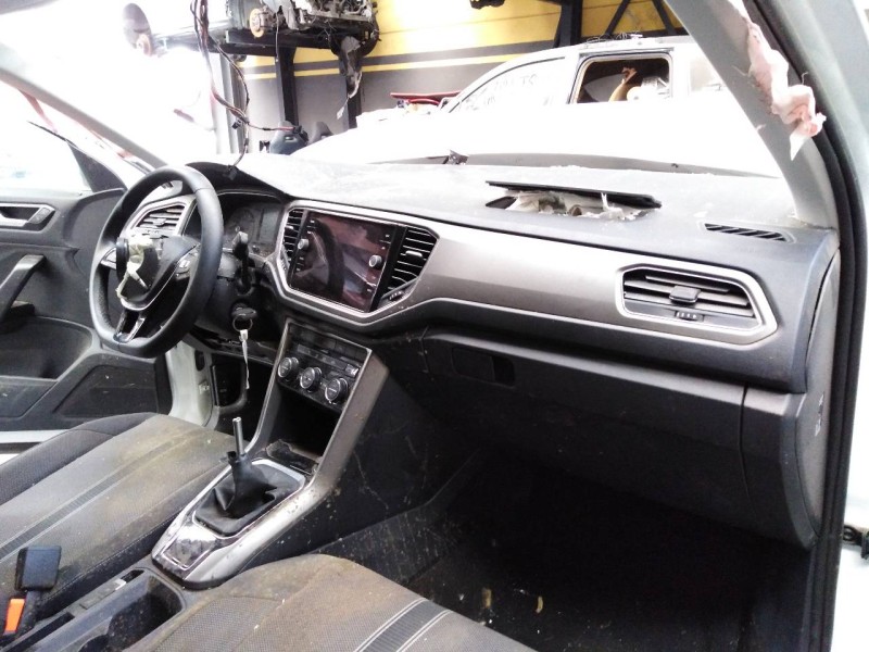 volkswagen t-roc del año 2022