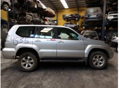 toyota land cruiser (j12) del año 2005