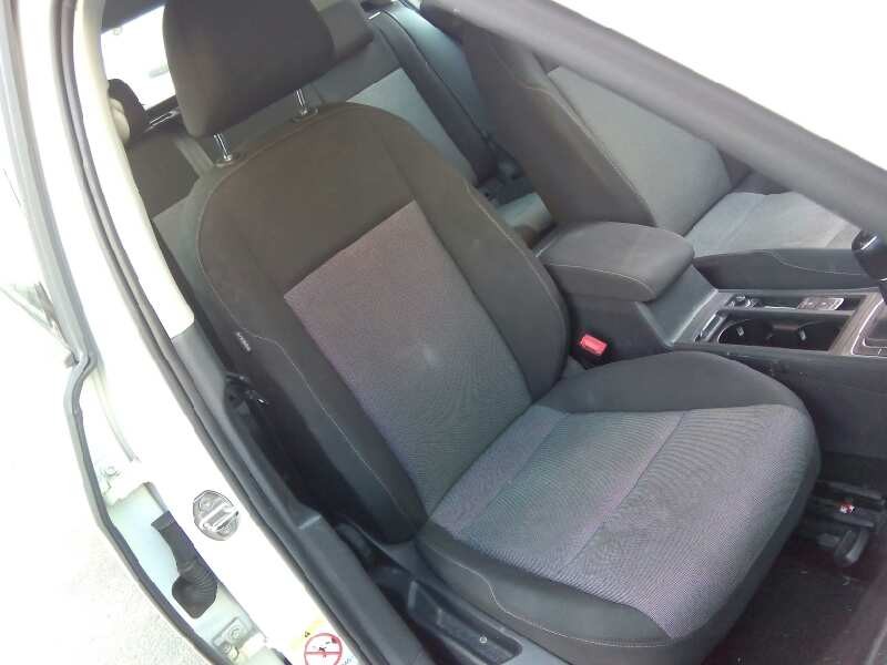 volkswagen golf vii lim. (5g1) del año 2014