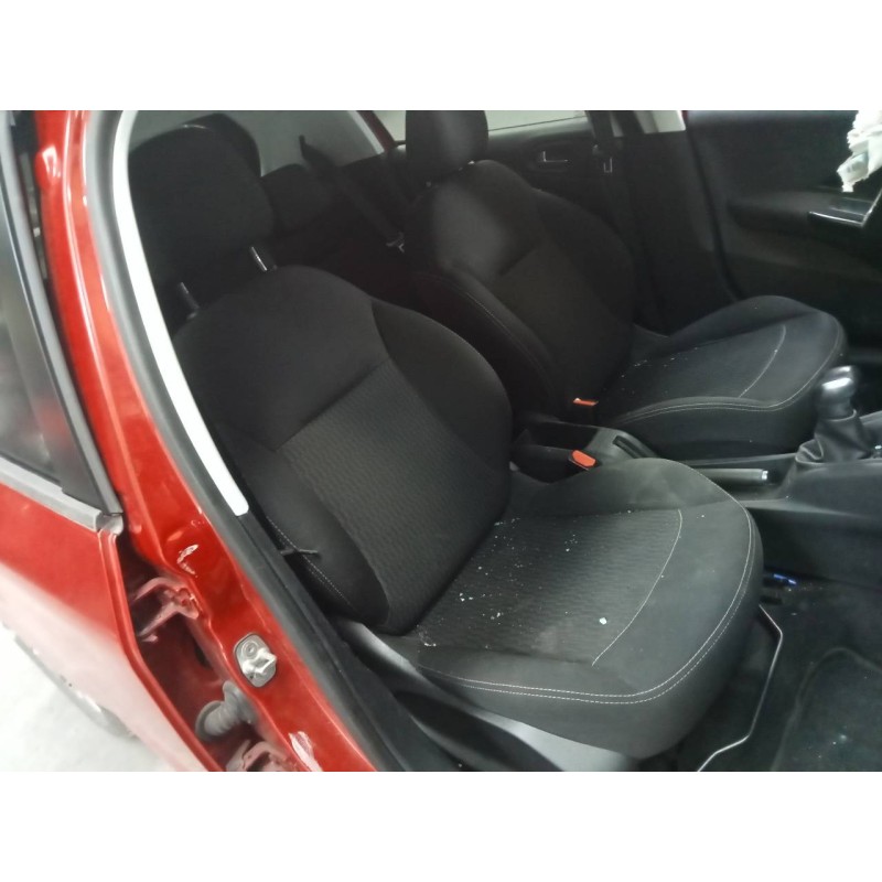 peugeot 208 del año 2016