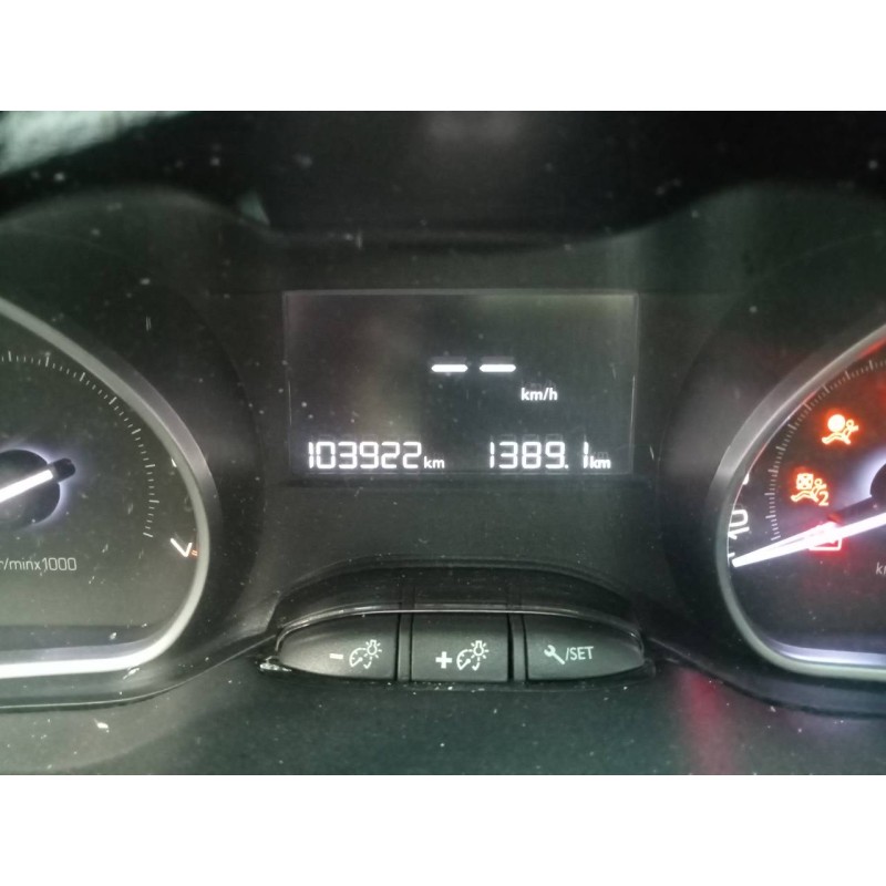 peugeot 208 del año 2016