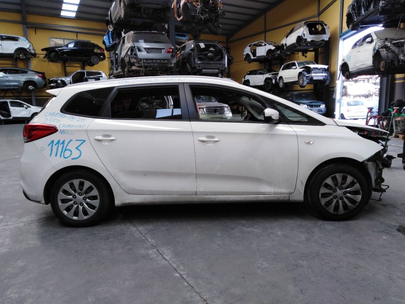 kia carens ( ) del año 2016