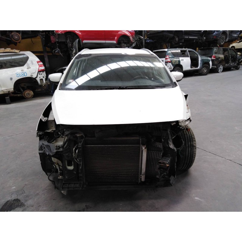 kia carens ( ) del año 2016